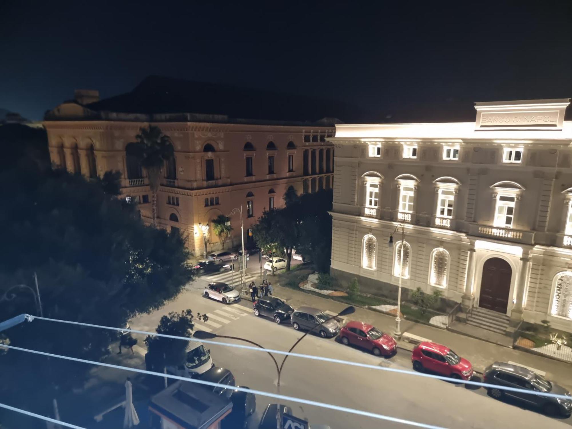 Al Teatro Verdi Luxury Apartment Salerno Kültér fotó