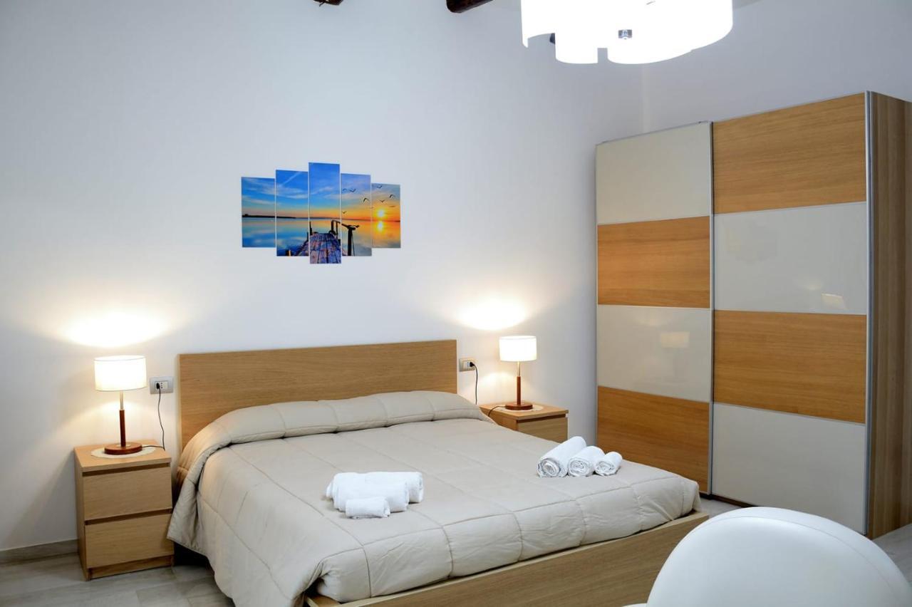 Al Teatro Verdi Luxury Apartment Salerno Kültér fotó